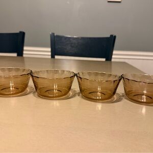 Vintage Set of 4 Pyrex 463 Amber Custard Cups Scalloped Edges